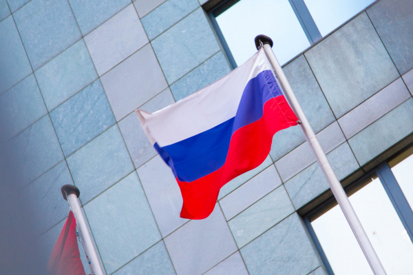Spiegel: ФРГ готовит высылку дипломатов РФ после инцидента с дроном в Лейпциге
