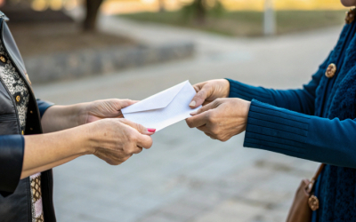 Многодетную маму мошенница обманула на 2 миллиона