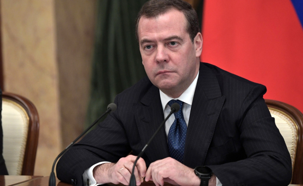 Медведев: успехи России, противостоящей санкциям, нужно закрепить