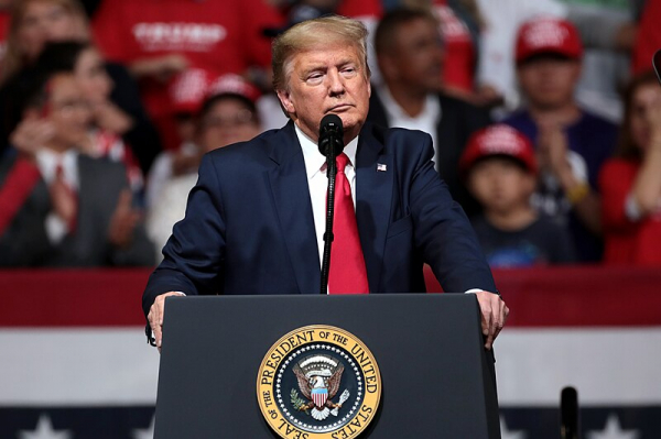 Трамп допустил захват США иранской нефти