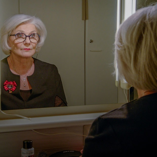 Арт-терапия, органная музыка и спектакль о селфхарме