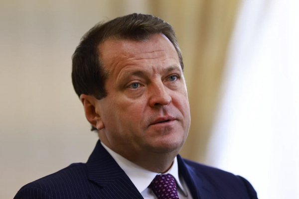 Метшин сравнил участника &laquo;Новой волны&raquo; Изотова с Муслимом Магомаевым