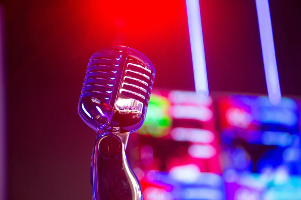 Илья Иванов поссорил певиц Пелагею и Анну Асти на шоу &laquo;Голос&raquo;