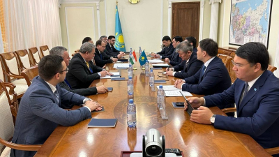 Казахстан и Венгрия договорились о поставках нефти