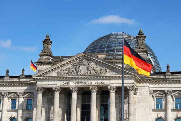 ФРГ отказалась от американских советов в решении своих проблем