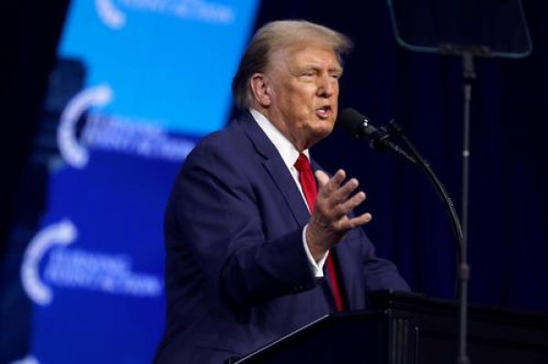 Трамп пригрозил тарифами в размере 50% странам, поставляющим оружие Ирану