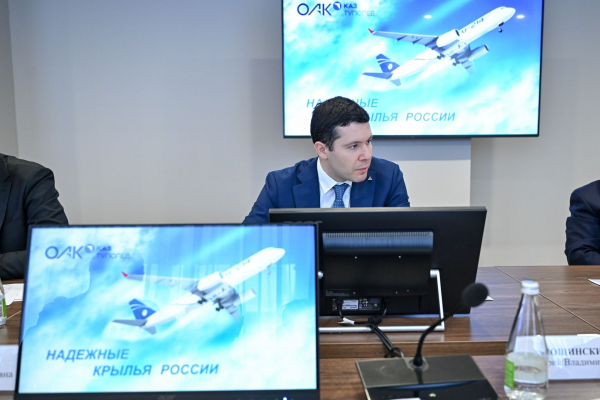 Алиханов рассказал о планах выпускать ежегодно до 20 самолетов Ту-214
