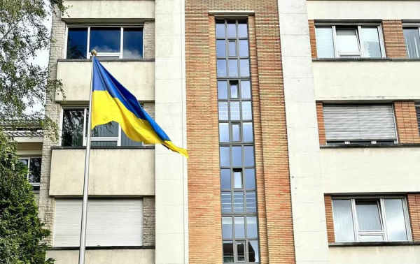 &laquo;Страна.ua&raquo;: в магазинах Киевской области пустеют полки после удара ВС России