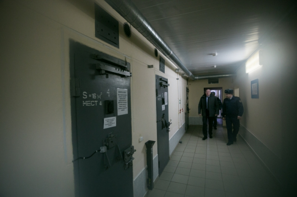 После побега террористов в Екатеринбурге наказали надзирателя, дежурившего за четверых