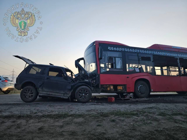 Водитель &laquo;Лады&raquo; погиб при лобовом столкновении с автобусом под Пестрецами