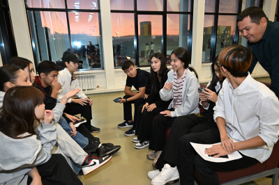 Стали прокурорами студенты