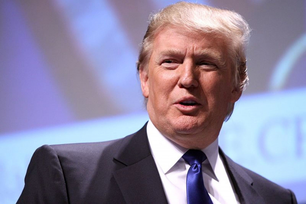 Президент США Дональд Трамп заявил о желании забрать нефть в Иране