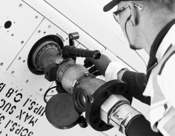 UKMTO сообщил о нападении на контейнеровоз в Ормузском проливе