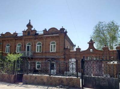 Погибает, но не сдаётся
