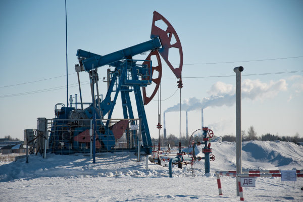 Акции нефтяных компаний РФ&nbsp;в&nbsp;утреннюю сессию дешевеют после резкого роста