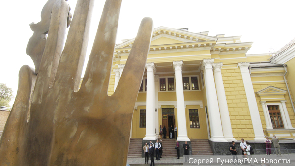 Леус: Москвичей ожидает сухая и теплая погода