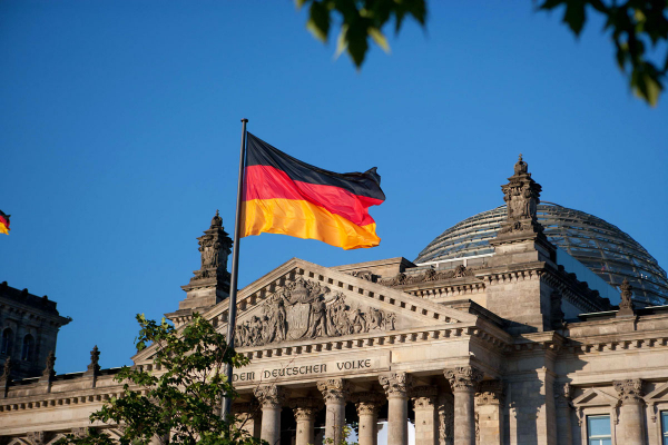 Нечаев: Россия контактирует с властями ФРГ по вопросу воинских захоронений